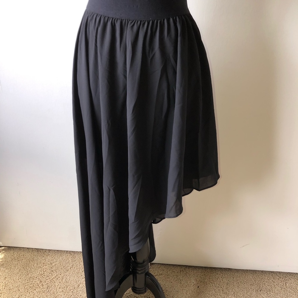🛍️ NWT Soprano Asymmetrical Skirt